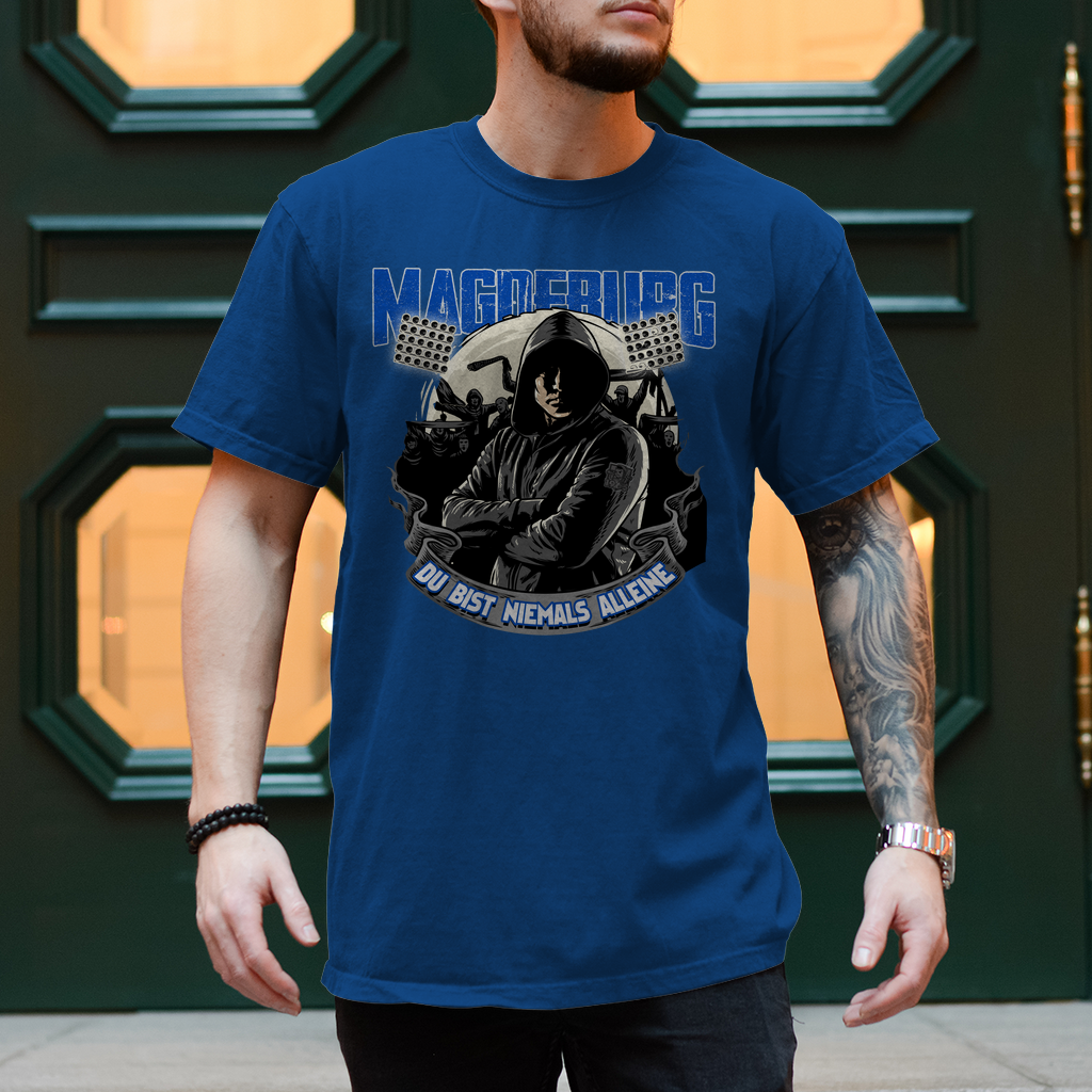 Never Alone - T-Shirt - N